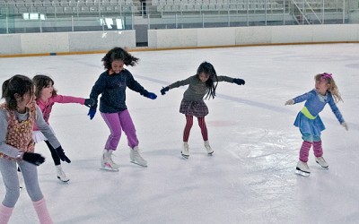 Horarios especiales, puentes de abril y mayo, en el Pabellón de Hielo
