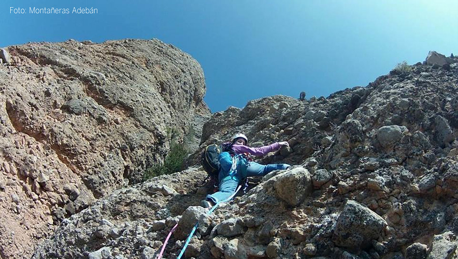 El próximo fin de semana tendrá lugar la inauguración de la Asociación deportiva Montañeras Adebán, con presentación pública, actividad montañera y proyección del film Ara Salvaje ,de Osole Visual.