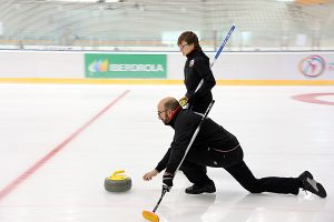 equipo Jaca Black, integrado por los jaqueses Lucas Munuera y Carmen Pérez